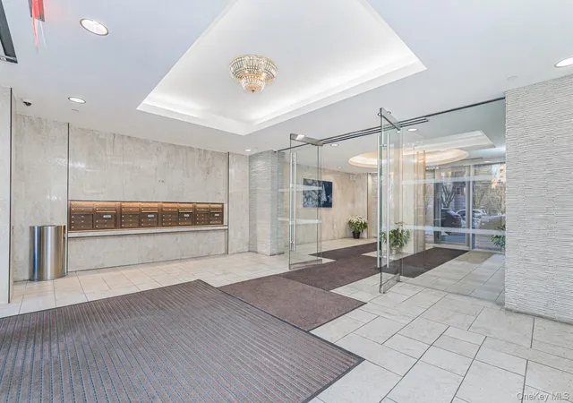 2nd image of 50 Oceana Dr W #3D, Brooklyn, NY 11235 | MLS# 961349