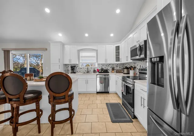 2nd image of 19 Summit, Farmingville, NY 11738 | MLS# 961421
