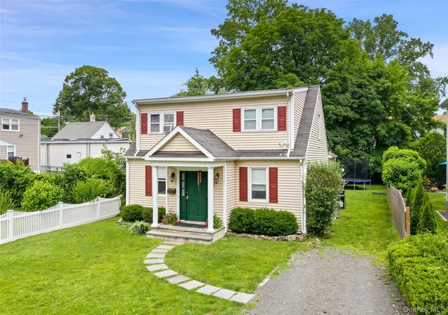 1st image of 8 Goldwin St, Rye, NY 10580 | MLS# 961517