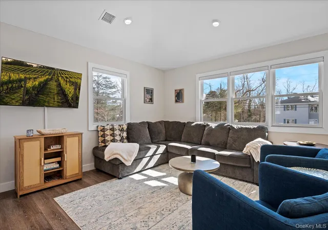 5th image of 1150 Ruth Rd, Southold, NY 11952 | MLS# 961542