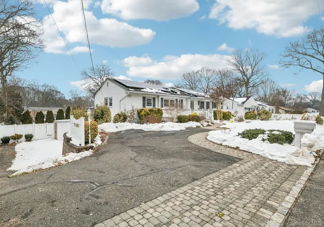 5th image of 115 Arlington Rd, Ronkonkoma, NY 11779 | MLS# 961719