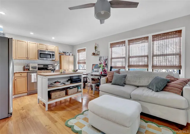 Homes for sale in Long Beach, NY | 65 W Broadway #10A, Long Beach, NY 11561 | MLS# 961797