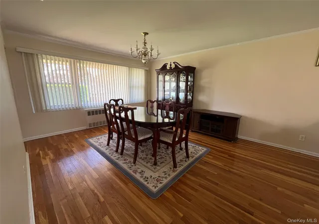 Photo 3 of Sale Pending at 194 Rhododendron Dr, North Hempstead, NY 11590 | MLS# 961931 | Listing updated on 2026-08-15