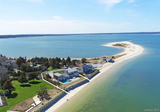 1st image of 10 Barrett Dr, Hampton Bays, NY 11946 | MLS# 961977