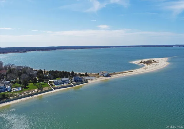 2nd image of 10 Barrett Dr, Hampton Bays, NY 11946 | MLS# 961977