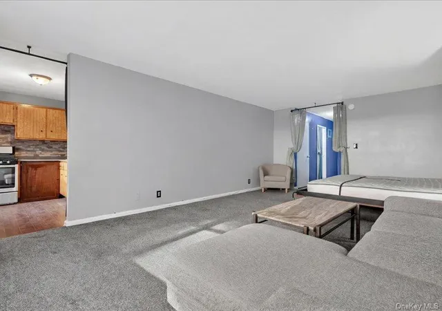 Photo 4 of Sale Pending at 25 Franklin Ave #2K, White Plains, NY 10601 | MLS# 962003 | Listing updated on 2026-09-21