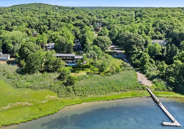3rd image of 8 Hilo Dr, Shelter Island, NY 11964 | MLS# 962070