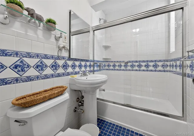 2nd image of 14235 84Th Dr, Jamaica, NY 11435