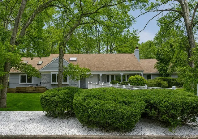 1st image of 2 Westbourne Ln, Huntington, NY 11747 | MLS# 962150