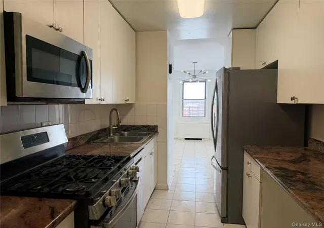 4th image of 85-15 Main St #12J, Jamaica, NY 11435 | MLS# 962416