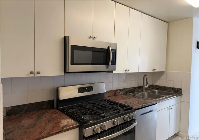 5th image of 85-15 Main St #12J, Jamaica, NY 11435 | MLS# 962416