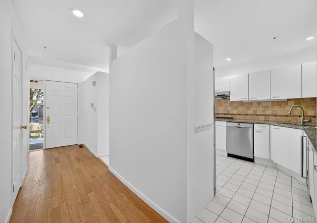 4th image of 57 Boulder Ridge Rd, Scarsdale, NY 10583 | MLS# 962481