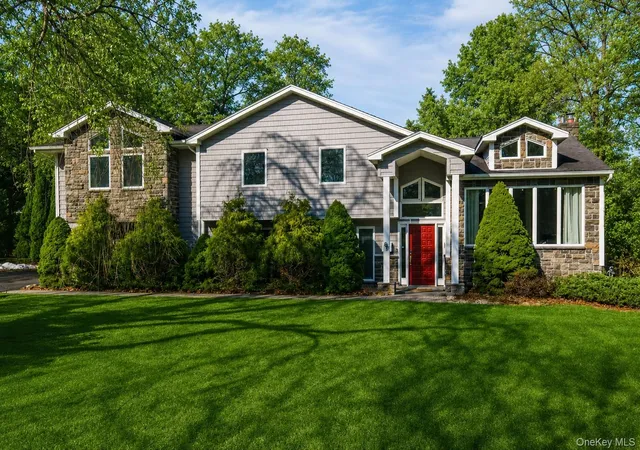 Single family home for sale at 87 Soundview Dr, Port Jefferson, NY 11777 | MLS# 962515