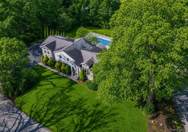 Photo 2 of Single family home for sale at 87 Soundview Dr, Port Jefferson, NY 11777 | MLS# 962515 | Listing updated on 2026-10-03