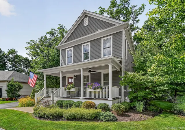 2nd image of 6 Cowdrey St, Warwick (town), NY 10990 | MLS# 962524