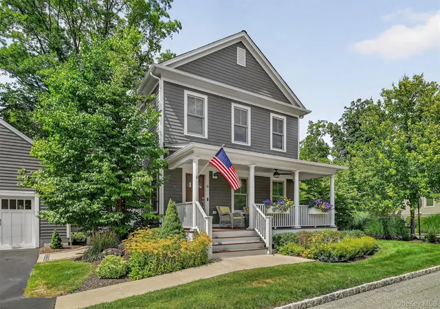 Photo 3 of Sale Pending at 6 Cowdrey St, Warwick (town), NY 10990 | MLS# 962524 | Listing updated on 2026-09-16