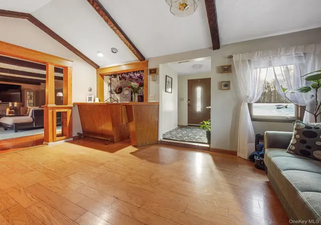 Photo 3 of Single family home for sale at 4 Lambros Dr, Monroe, NY 10950 | MLS# 962547 | Listing updated on 2026-05-24
