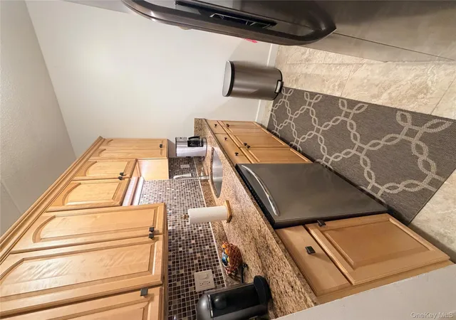 5th image of 136 Beach 117 Street #410, Rockaway Park, NY 11694 | MLS# 962573