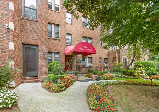 Homes for sale in White Plains, NY | 1 Franklin Ave #6A, White Plains, NY 10601 | MLS# 962596