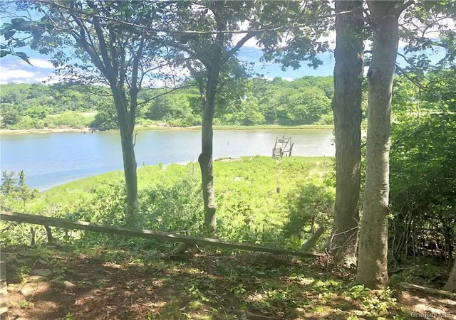 7th image of 1775 Naugles Dr, Mattituck, NY 11952 | MLS# 962608