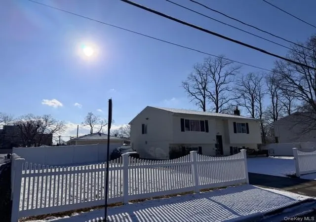 3rd image of 294 40Th St, Copiague, NY 11726 | MLS# 962672
