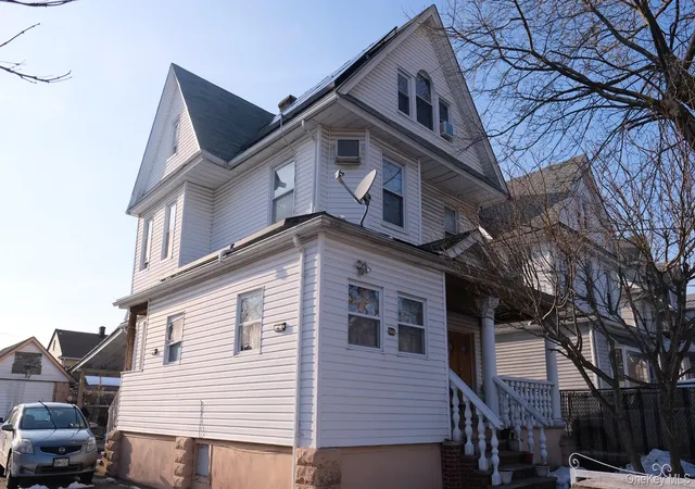 2nd image of 10556 135th St, South Richmond Hill, NY 11419 | MLS# 962723