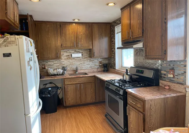 4th image of 5828 251St St #Upper Unit, Little Neck, NY 11362 | MLS# 962760