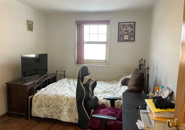 9th image of 5828 251st St #Upper Unit, Little Neck, NY 11362 | MLS# 962760