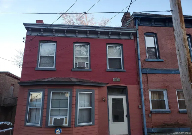 Photo 1 of Sale Pending at 72 S Lander St, Newburgh (city), NY 12550 | MLS# 962794 | Listing updated on 2026-09-18