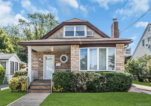 2nd image of 30 West Ave, Malverne, NY 11565 | MLS# 962825