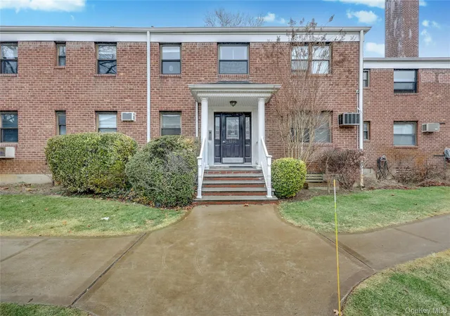 Photo 2 of Sale Pending at 1201 E Broadway #H-23, Hempstead, NY 11557 | MLS# 962860 | Listing updated on 2026-09-19