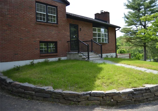 2nd image of 108 Flower Hl, Kingston, NY 12401 | MLS# 962863
