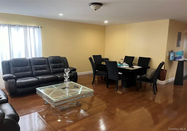 Photo 4 of Sale Pending at 547 S 11th Avenue, Mount Vernon, NY 10550 | MLS# 963027 | Listing updated on 2026-04-30