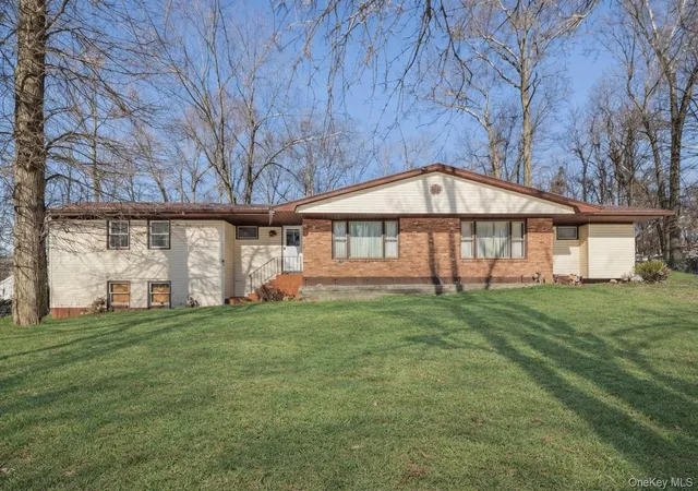 1st image of 61 Rolling Ridge Rd, Clarkstown, NY 10956 | MLS# 963097