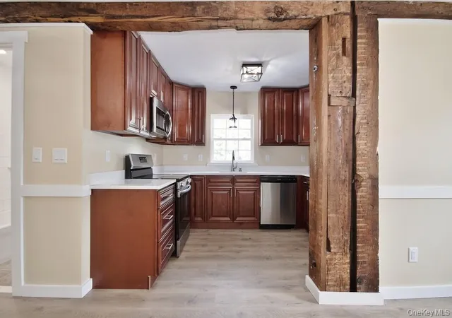 Listing Photo 4 - Condo for sale in building located at 162 Rockland Rd, Roscoe, NY 12776