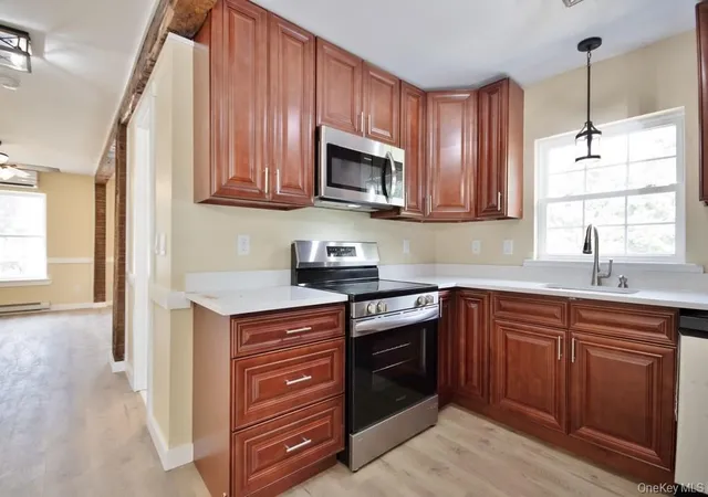 Listing Photo 5 - Condo for sale in building located at 162 Rockland Rd, Roscoe, NY 12776