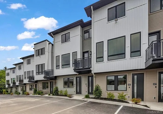 2nd image of 17 Union Rd #Unit 209, Spring Valley, NY 10977 | MLS# 963205