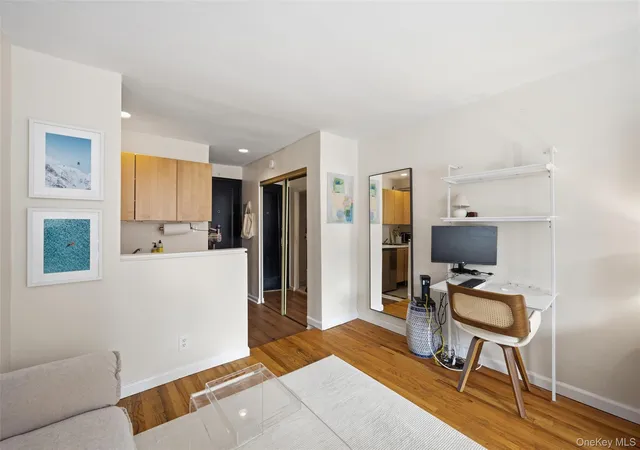 Homes for sale in New York, NY | 451 W 22Nd St, New York, NY 10011