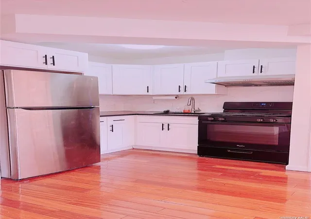 3rd image of 144-85 Roosevelt Ave, Queens, NY 11354