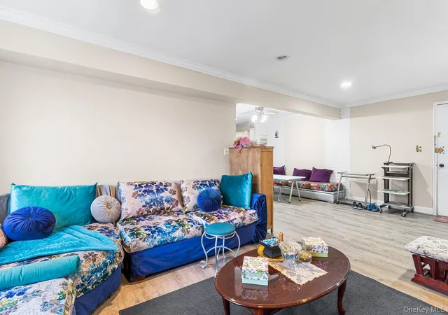 Photo 4 of Sale Pending at 200 Atlantic Ave #417, Lynbrook, NY 11563 | MLS# 963528 | Listing updated on 2026-09-19