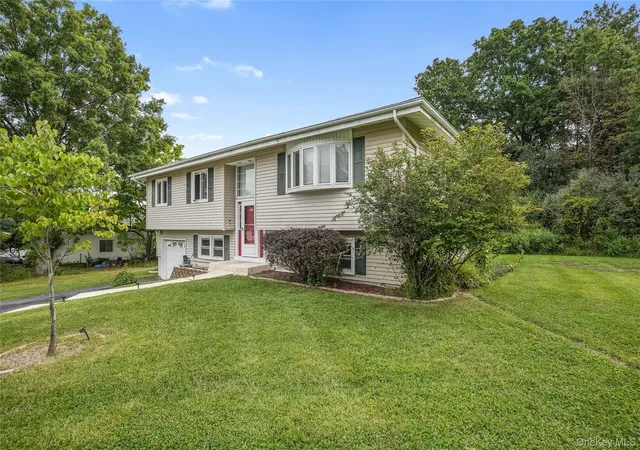 3rd image of 5 Walnut Ct, Goshen, NY 10924 | MLS# 963560