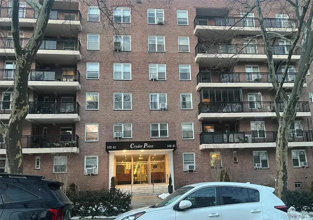 2nd image of 162 41 Powell's Cove Blvd #1L, Whitestone, NY 11357 | MLS# 963623