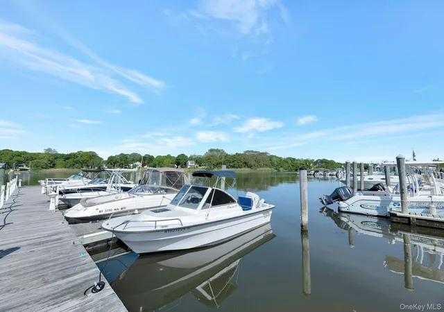 37th image of 548 Highland Ct, Moriches, NY 11955 | MLS# 963708