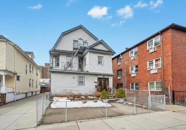 2nd image of 9008 171st St, Jamaica, NY 11432 | MLS# 963726