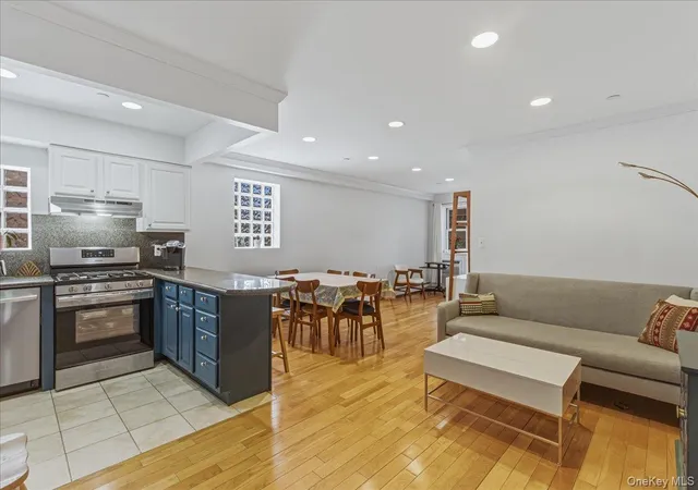 Photo 3 of Condo for sale at 83 71 116th Street #4B, Richmond Hill, NY 11418 | MLS# 963745 | Listing updated on 2026-09-13