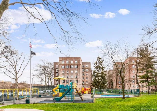 25th image of 5110 30th Ave #5K, Woodside, NY 11377 | MLS# 963934