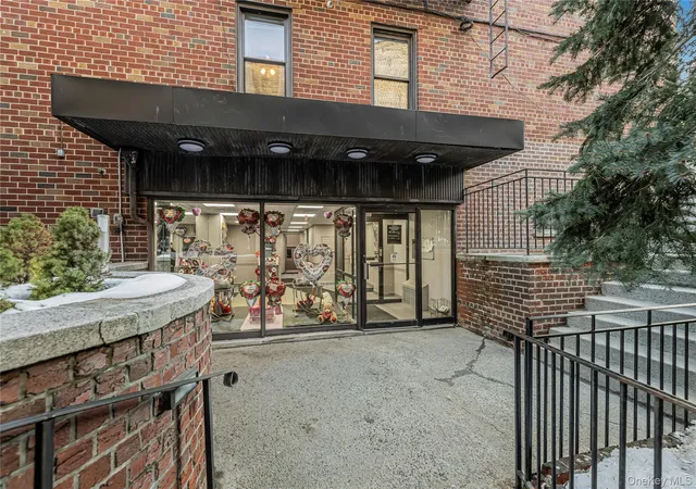 1st image of 1725 Edison Ave #1F, New York, NY 10461 | MLS# 963947