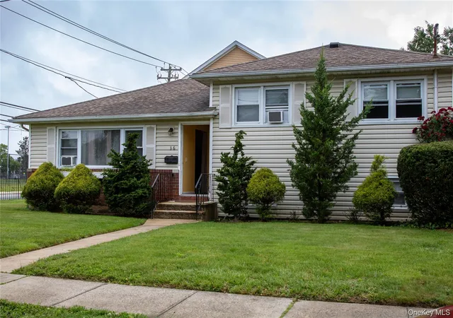 Photo 3 of Sale Pending at 36 Monroe Pl, Hempstead, NY 11550 | MLS# 963981 | Listing updated on 2026-08-17