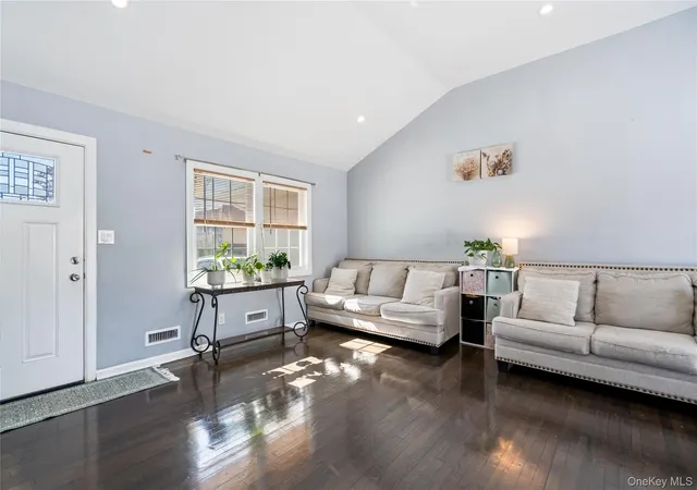 Photo 3 of Sale Pending at 109 New York Ave, Bay Shore, NY 11706 | MLS# 963990 | Listing updated on 2026-08-20
