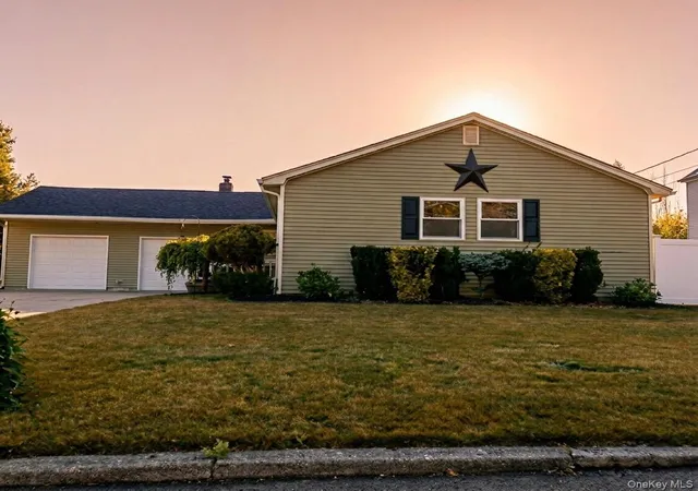 Single family home for sale at 1458 Hummel Ave, Holbrook, NY 11741 | MLS# 964031